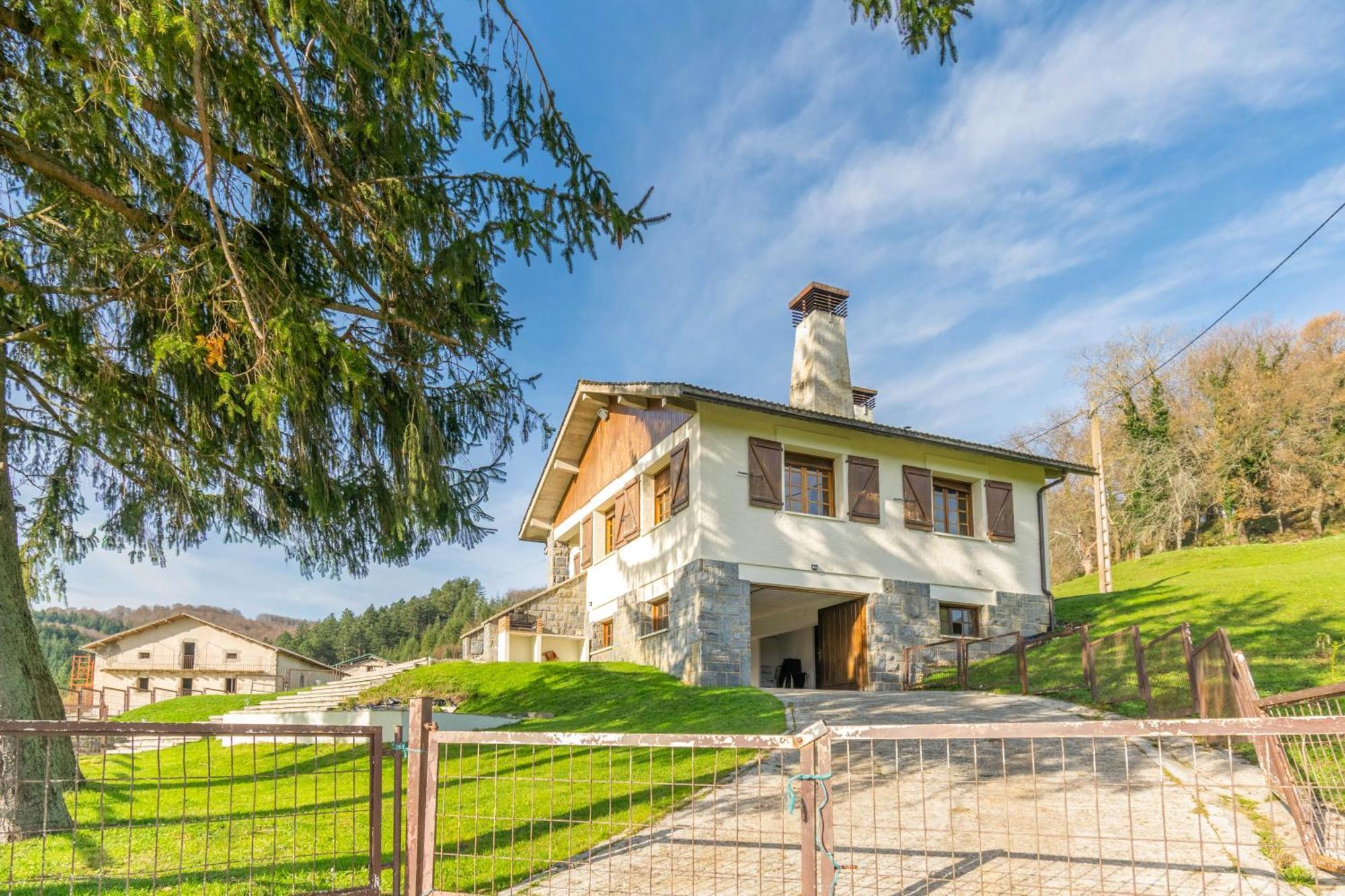 Casa Ospela, Espectacular Chalet De Montana Rodeada De Naturaleza Aizaroz Exterior photo